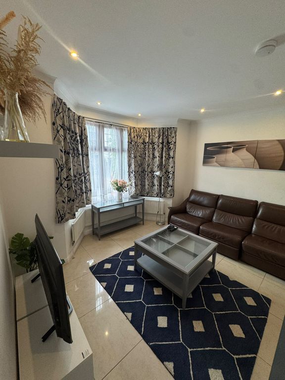 Room to rent, St Filans Street, London SE6 photo 10