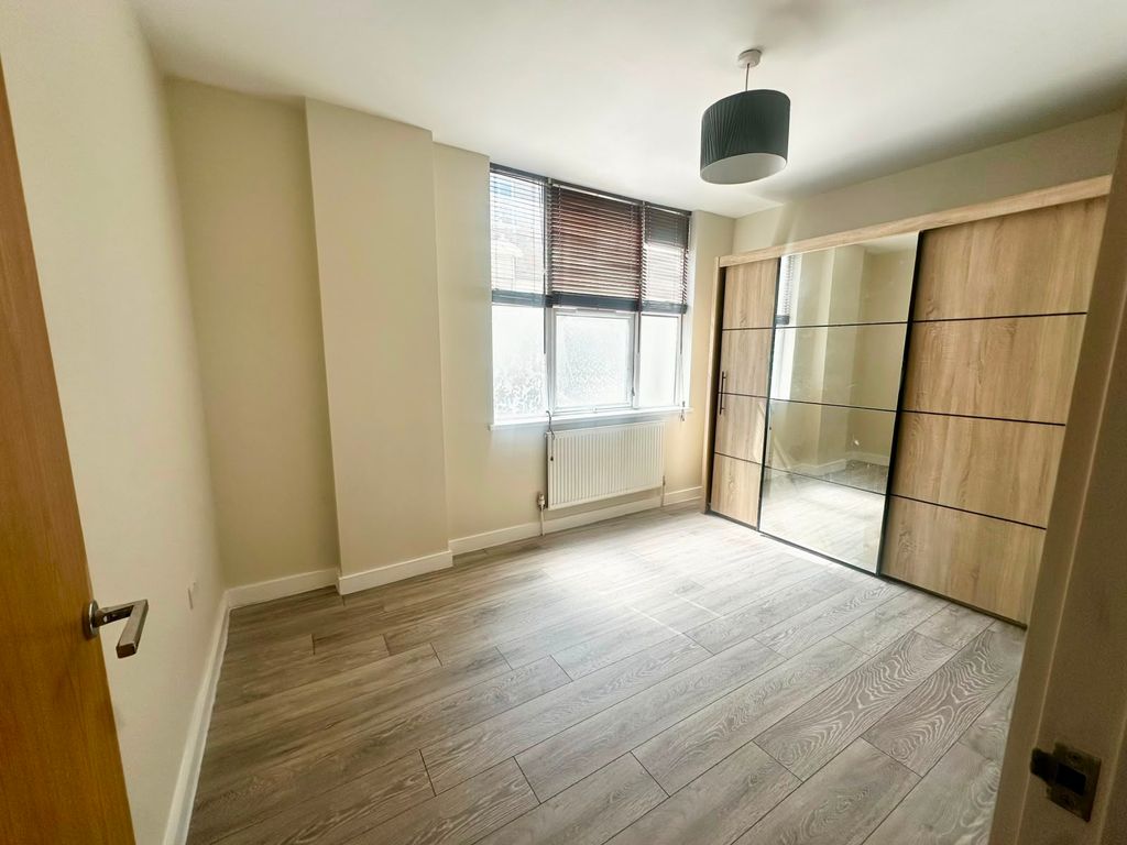 1 bed flat to rent, Lanier Road, London SE13 photo 6