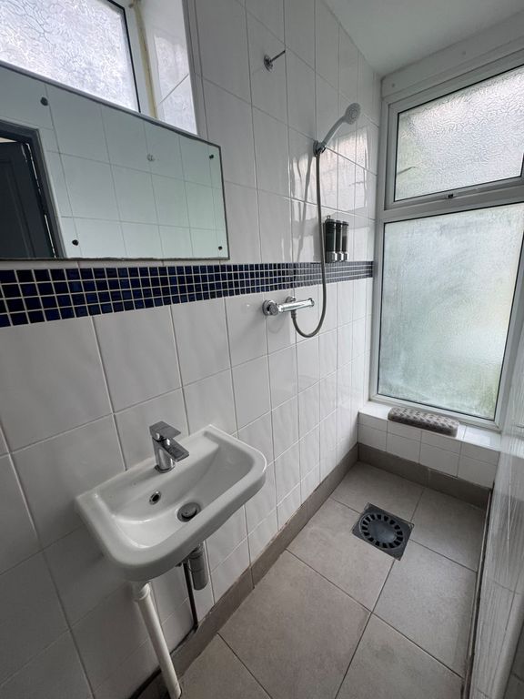 Room to rent, St Filans Street, London SE6 photo 16