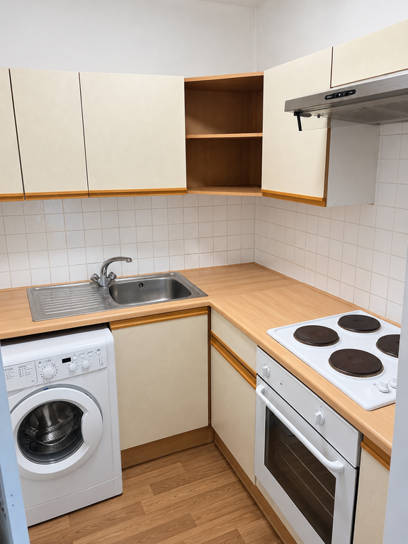 1 bed flat to rent, Kidbrooke Park Road SE3 photo 2