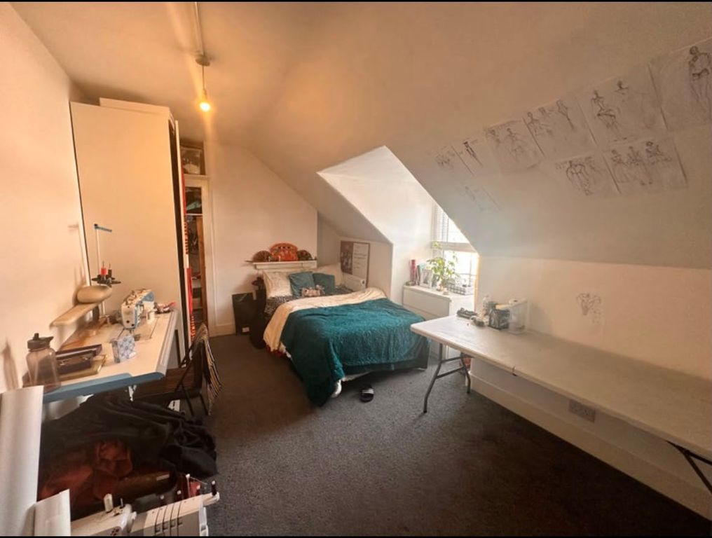 Room to rent, Lee High Road, London SE13 photo 2