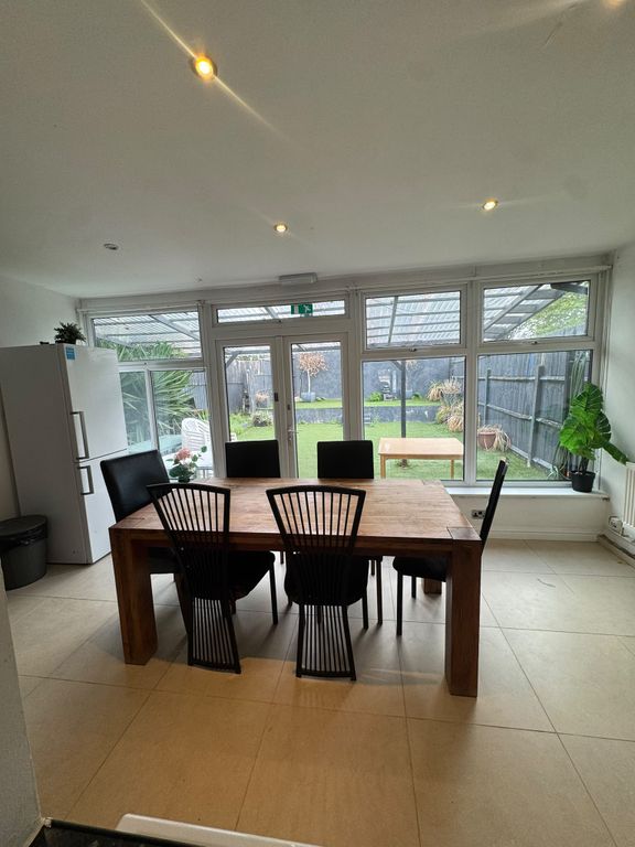 Room to rent, St Filans Street, London SE6 photo 8