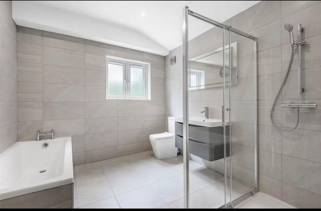 5 bed shared accommodation to rent, Courthill Road, London SE13 photo 5