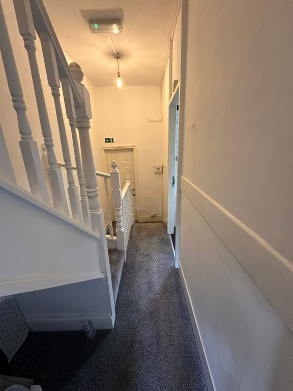 4 bed terraced house to rent, Watling Street, Stone DA2 photo 19