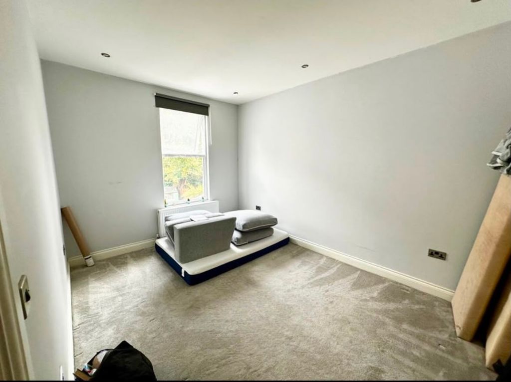 5 bed shared accommodation to rent, Courthill Road, London SE13 photo 3