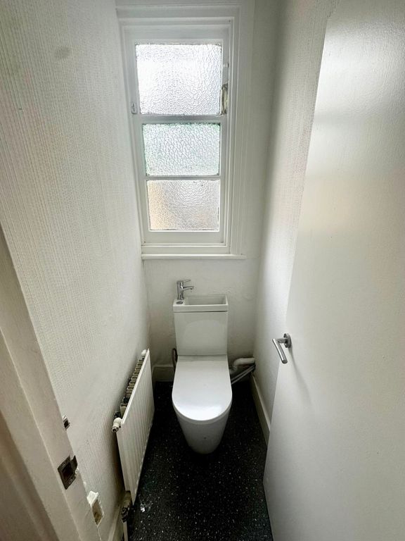 5 bed shared accommodation to rent, Marischal Road, London SE13 photo 10