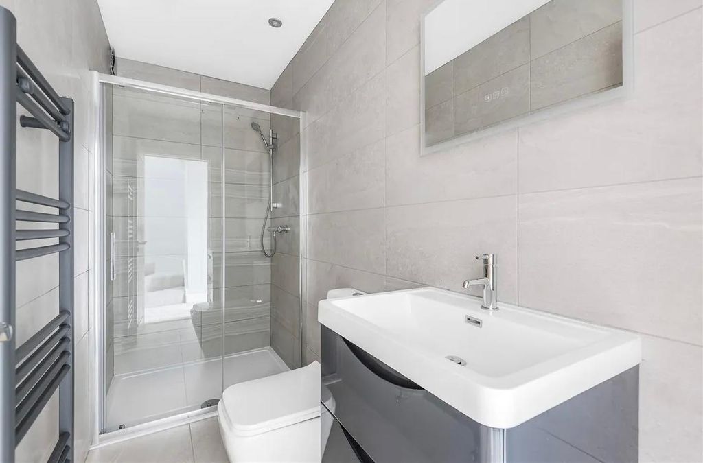 5 bed shared accommodation to rent, Courthill Road, London SE13 photo 2