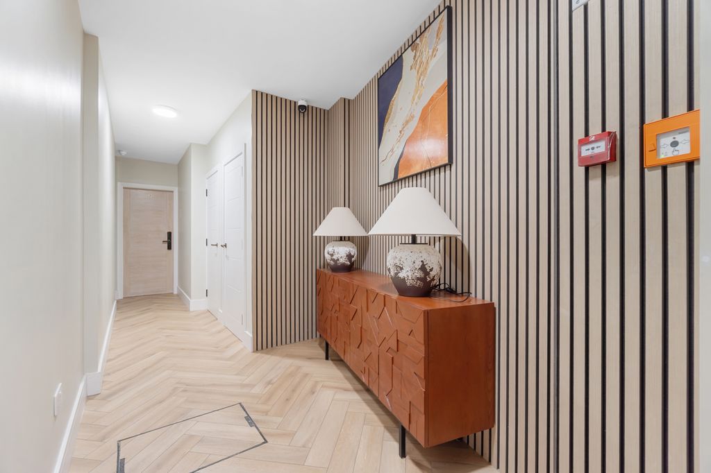 2 bed flat to rent, Evelina Road, London SE15 photo 10